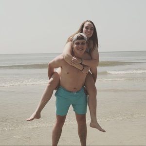 Meet your Posher, Haley